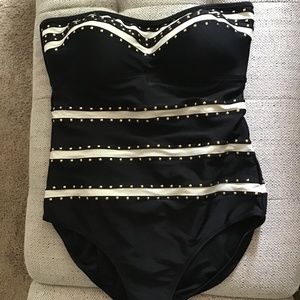 Jessica Simpson Black,Cream,&Gold Studded Swimsuit